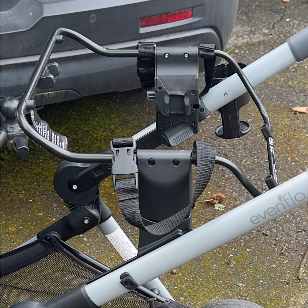 Evenflo xpand car seat attachment
